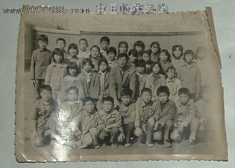 乡村小学毕业师生