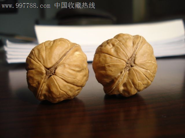 文玩核桃-铁核桃(鸡心)