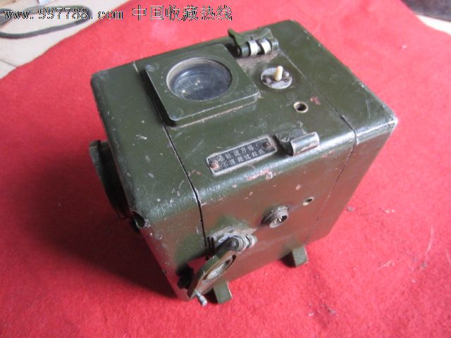 军用手摇发电机_发电机_小小博物馆