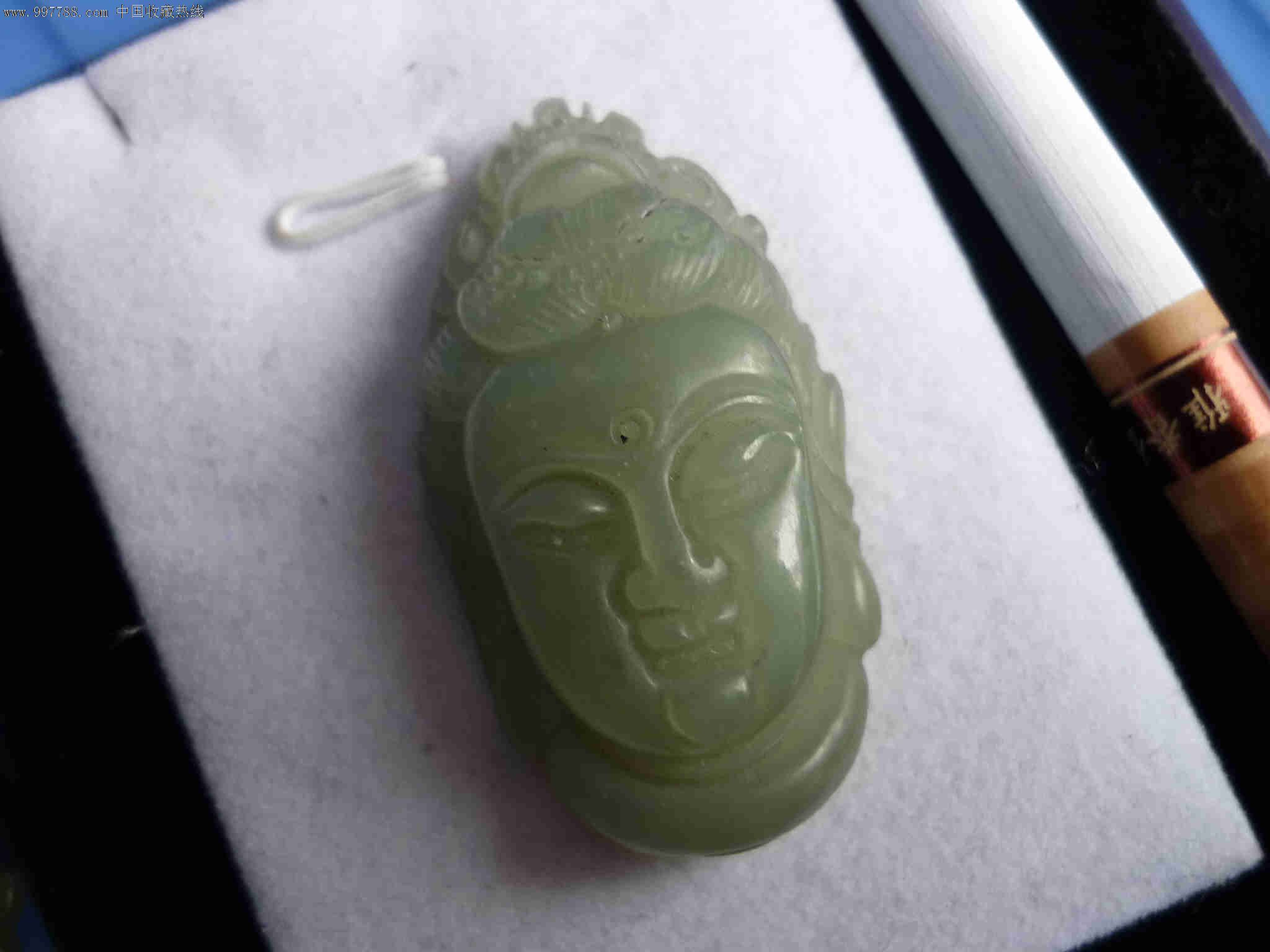 水头极好的和田玉青玉佛头