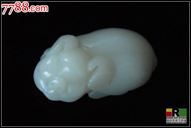 猪玉雕可爱图片