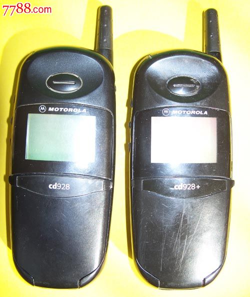 摩托罗拉老手机一对CD928CD928+怀旧收藏翻
