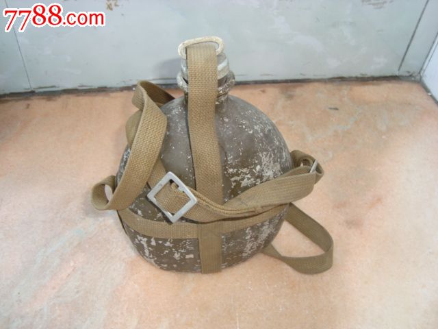 55式军用水壶(木塞)-价格:80元-se17318107-军水壶\/铝壶-零售-中国收藏热线