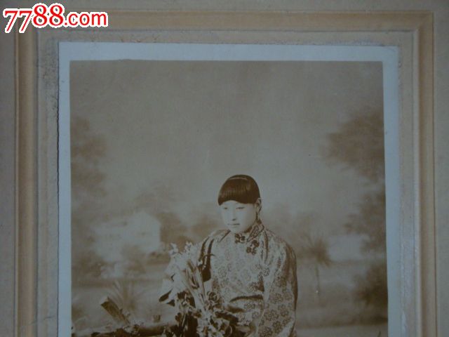 民国三寸金莲美女照,老照片,老照片-->个人照片,普通人大人,民国,泛黄