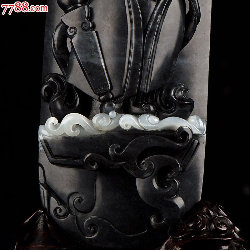 新疆和田玉原毛孔皮青花玉籽玉摆件秦琼敬德5