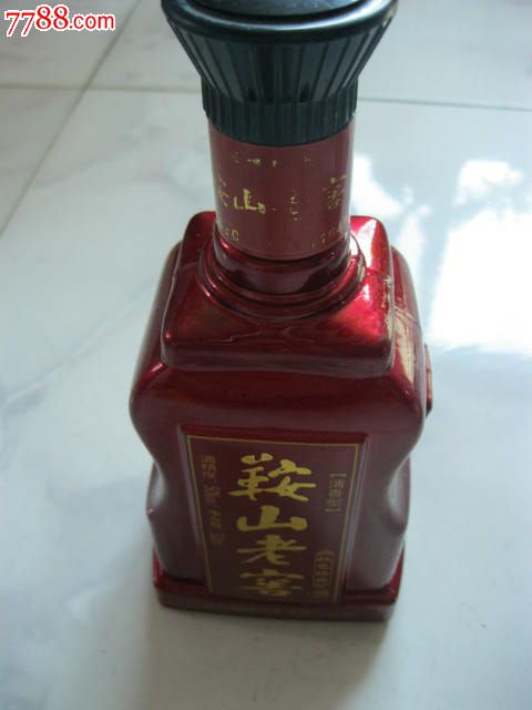 鞍山老窖-红色经典