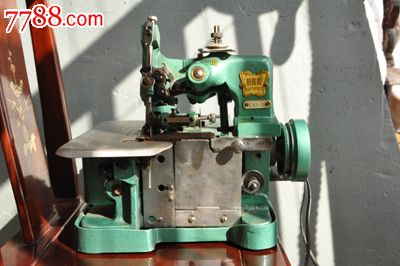 老机器、收藏品蝴蝶牌锁边机-价格:450元-se1
