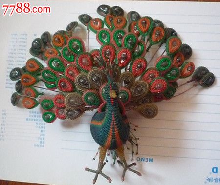 文革细塑料管编织的孔雀_其他传统玩具_红太