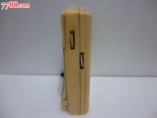 红灯牌袖珍收音机,收音机,半导体收音机,文革期