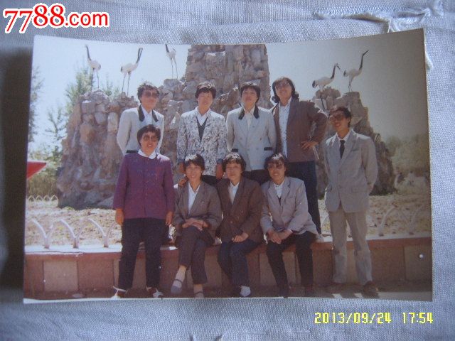 <em>一男</em>八<em>女</em>_老照片_五光<em>十</em>色【中国收藏热线】