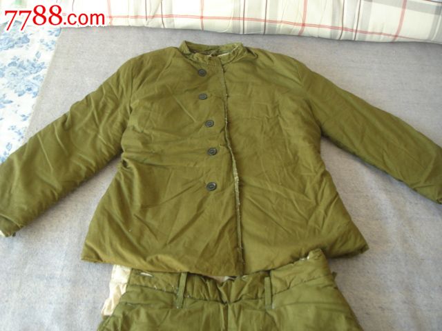 建国前期女军棉服一套