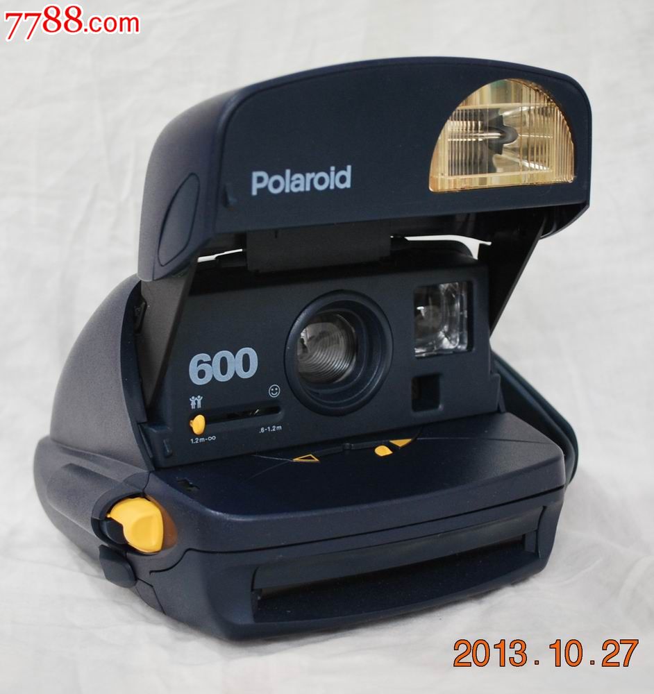 蓝色经典宝丽来600型(蓝色鲸鱼版)240元包快递.