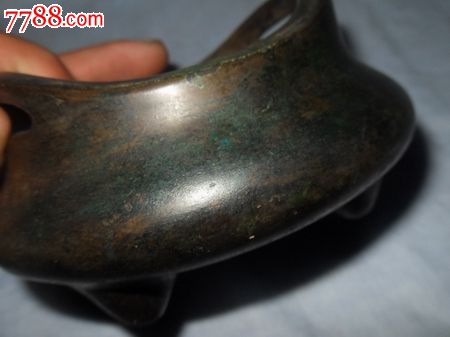 家藏清代凤眼黑漆古铜香炉