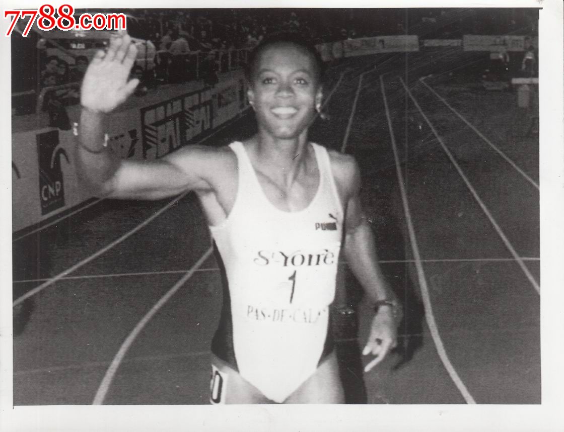 【体育题材-国际室内田径赛200米女子飞人】牙