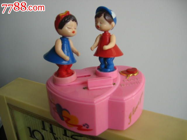 投币带音乐小孩亲嘴的储钱罐,储蓄罐_八音盒\/