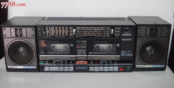 w600双卡收录机手提录音机,三用机/两用机,收录机/两用机,年代不详