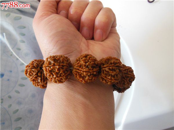 核桃手工雕刻手串