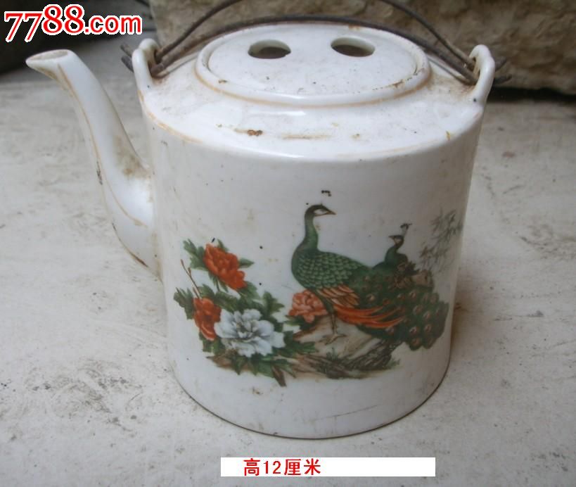 老瓷壶