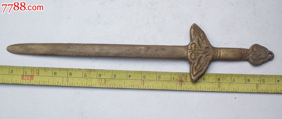 铜钱编制宝剑图解