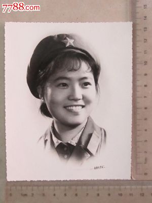 女兵个人留影(老照片)