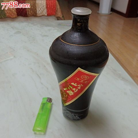 崆峒酒老酒瓶