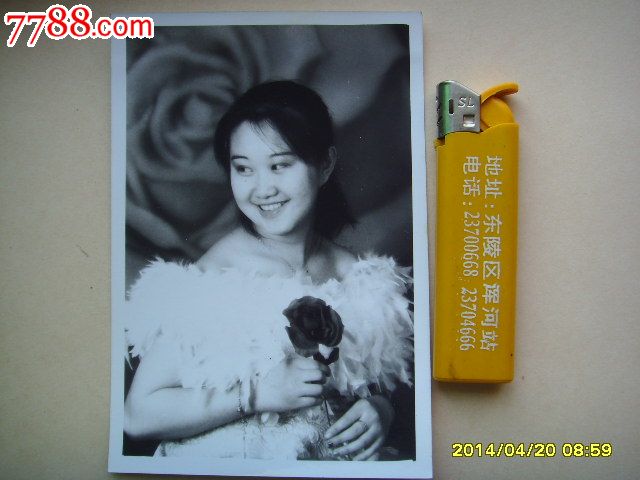 大辫子美女老照片