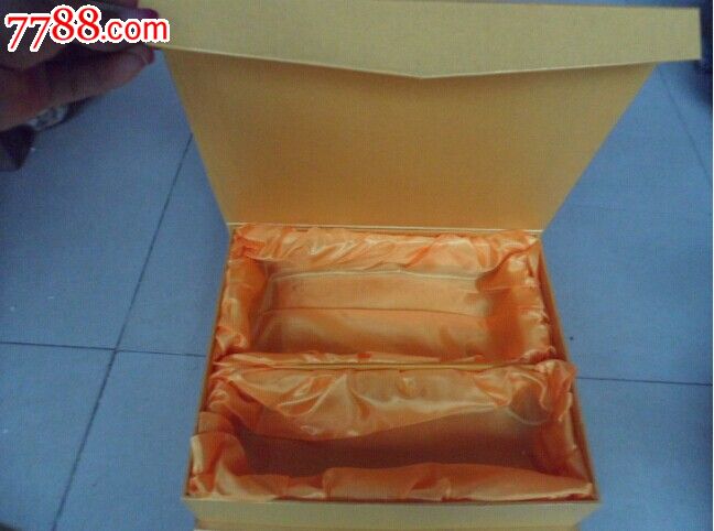 题材【国泰民安】水晶金砖---天然金矿石--摆件