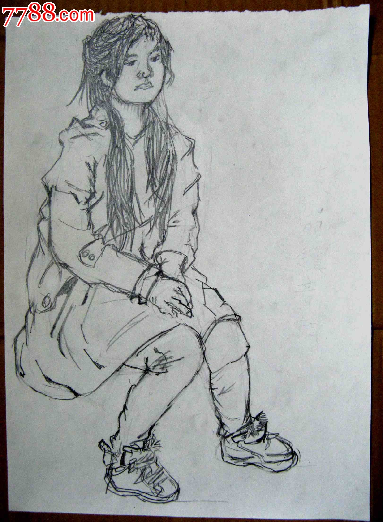 素描人物画2幅:坐着的女生