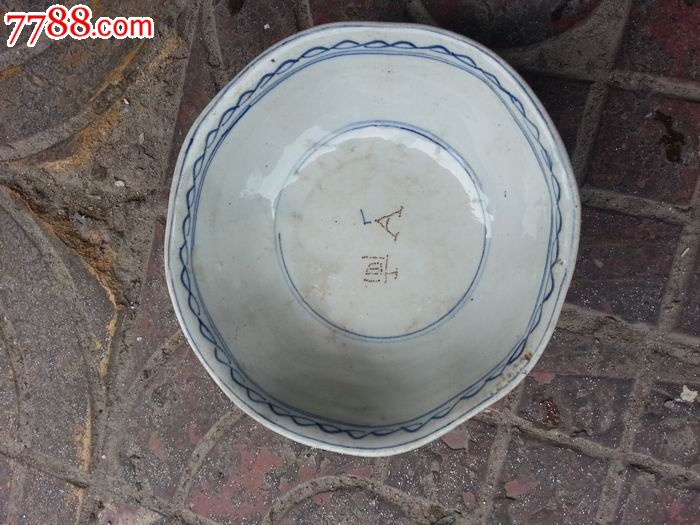 精品晚清青花八角碗