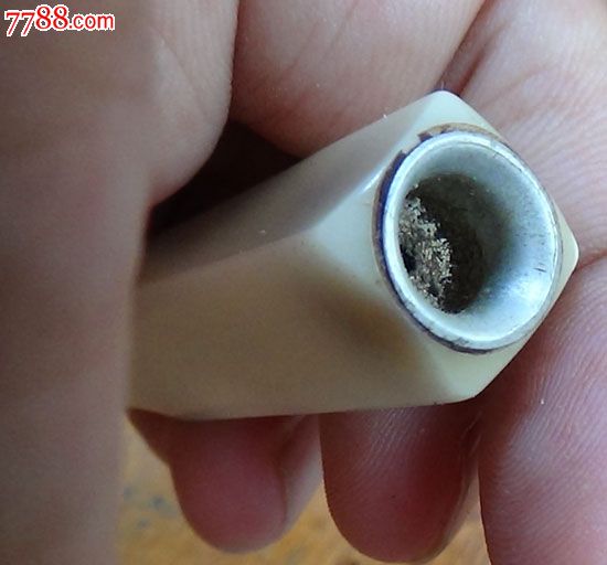 文革带刻花图案的塑料白色老烟嘴-价格:1元-se25284160-烟嘴-零售
