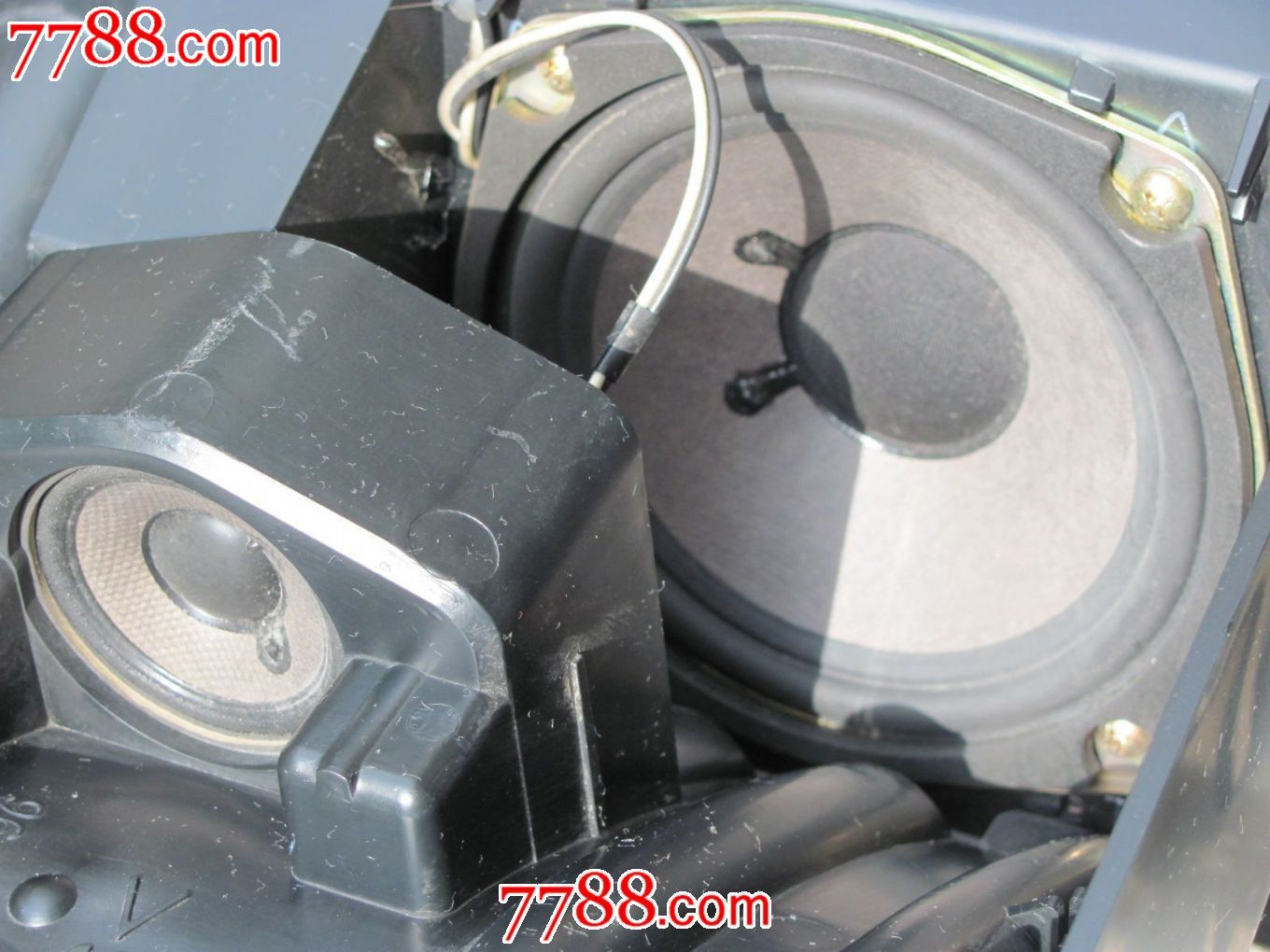 拆机音箱:索尼原装进口高级老电视里的音箱一