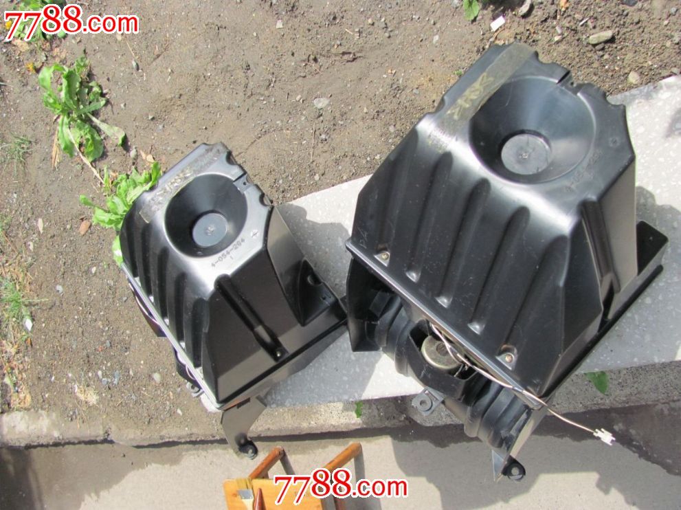 拆机音箱:索尼原装进口高级老电视里的音箱一