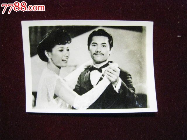 80版《上海滩》剧照丁力扮演者吕良伟_老照片