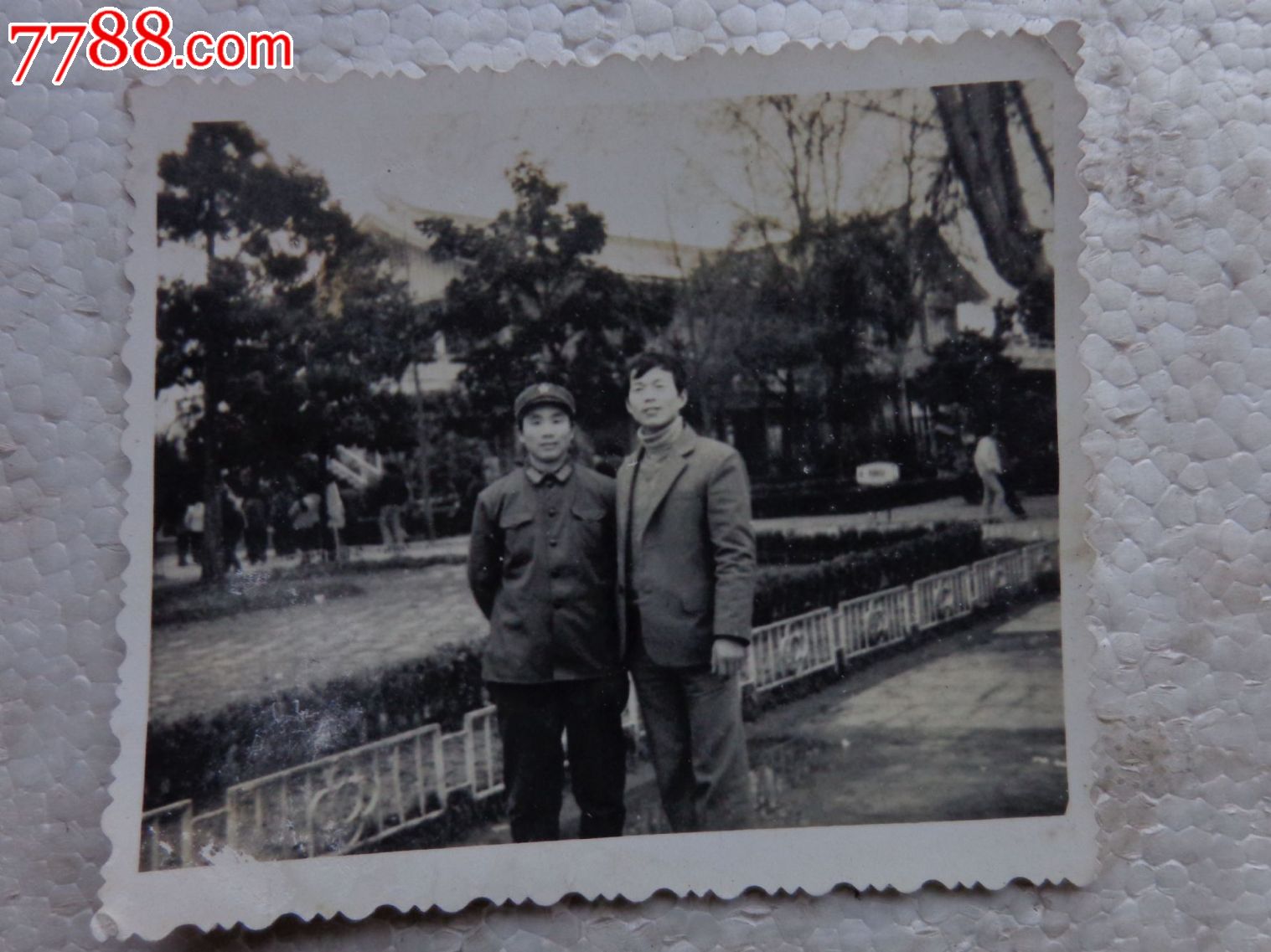 黑白军人老照片_价格元_第1张_中国收藏热线