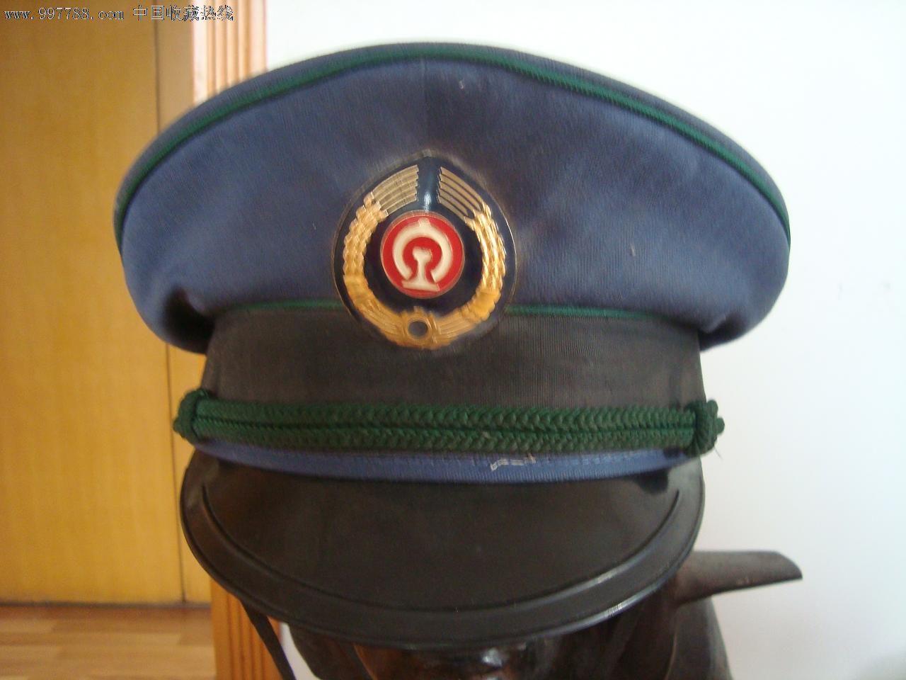 铁路上80年代的大盖帽