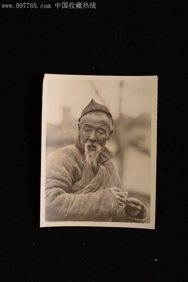 民国上海街道上的老乞丐老照片带"泛银"