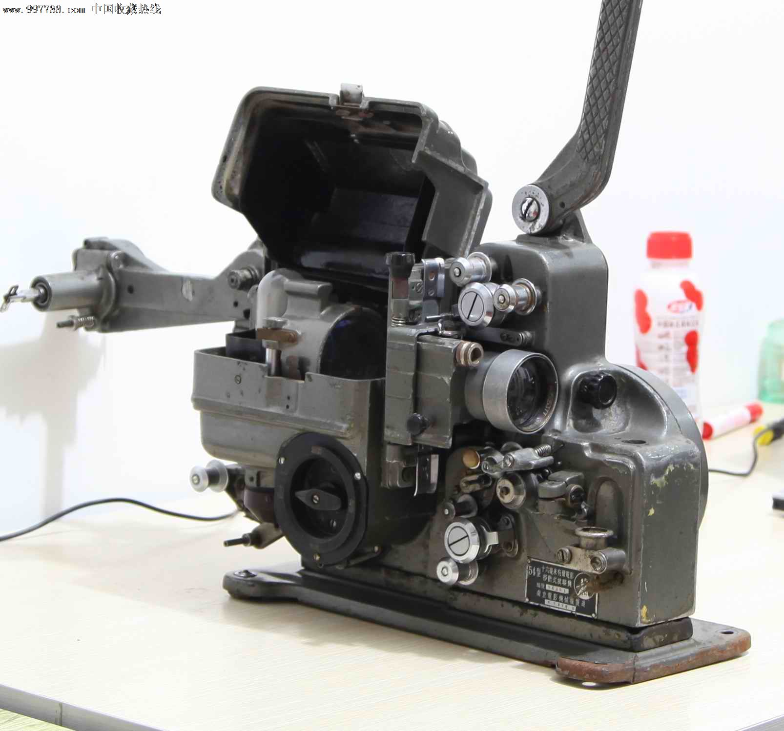 老五四电影机一套