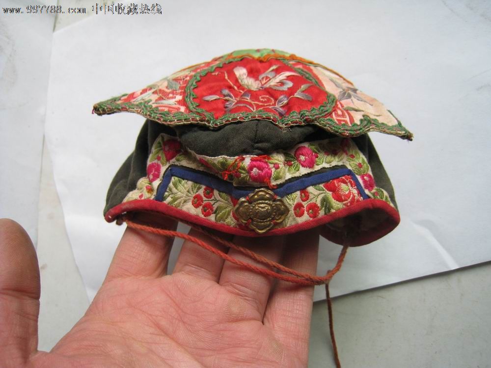 晚清婴儿绣花帽