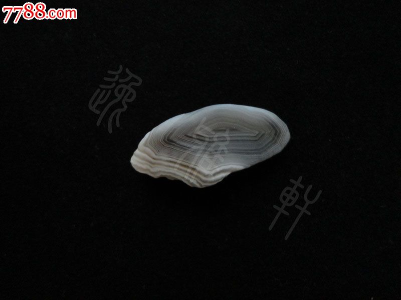 戈壁玛瑙黑白缠丝玛瑙原石