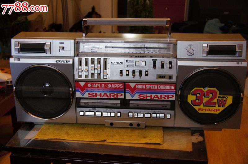 极少见的日本原装夏普gf575白面板收录机