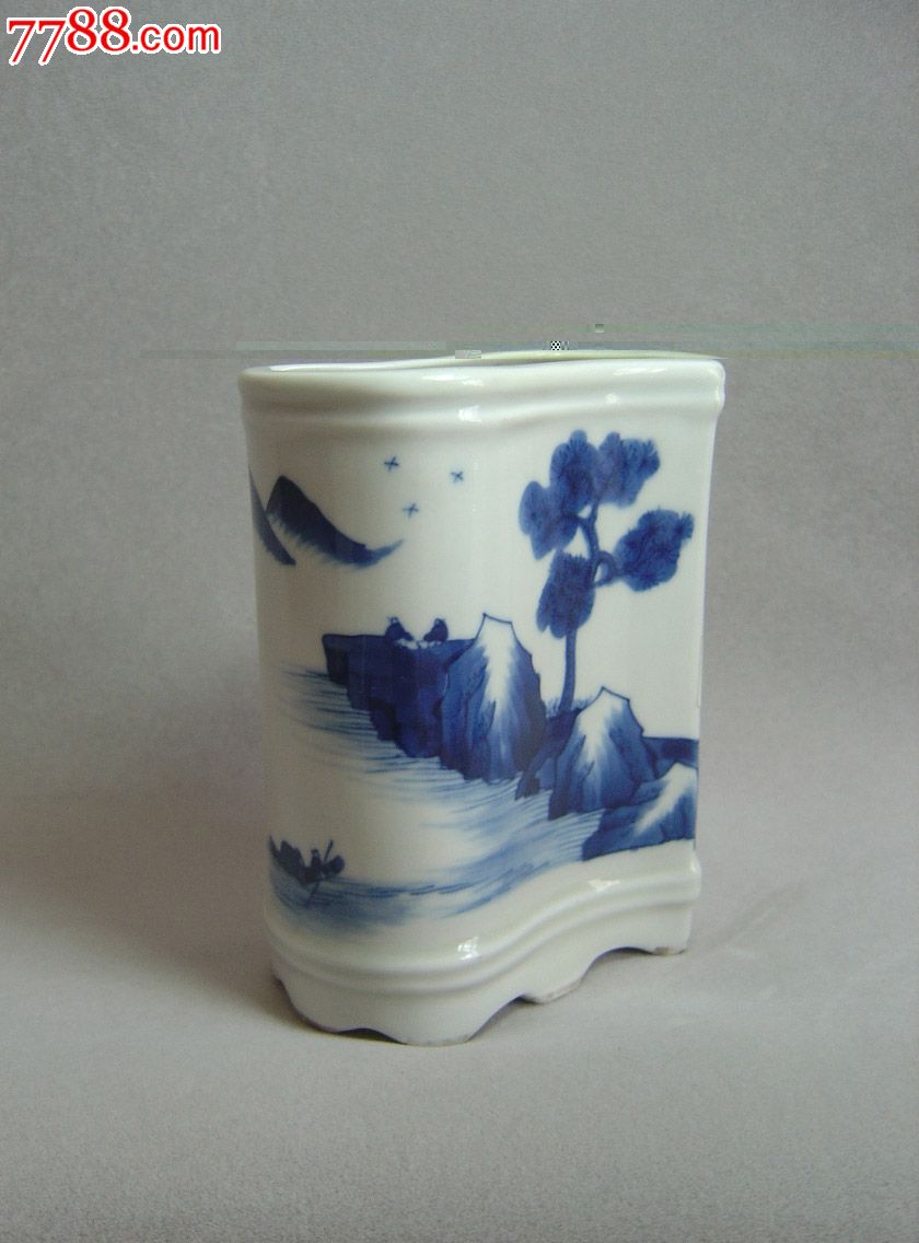 清光绪仿康熙青花山水书形笔筒高12cm
