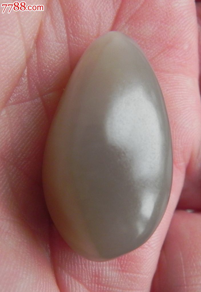 老和田糖白玉籽料-有孔坠-已售