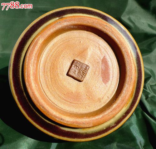 韩美林大师款豆豆壶