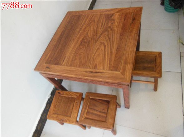 精品黄花梨小八仙桌