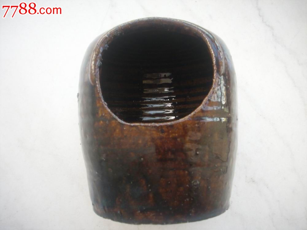 盐业实物-造型奇特的-清代酱釉[老盐罐]1个!