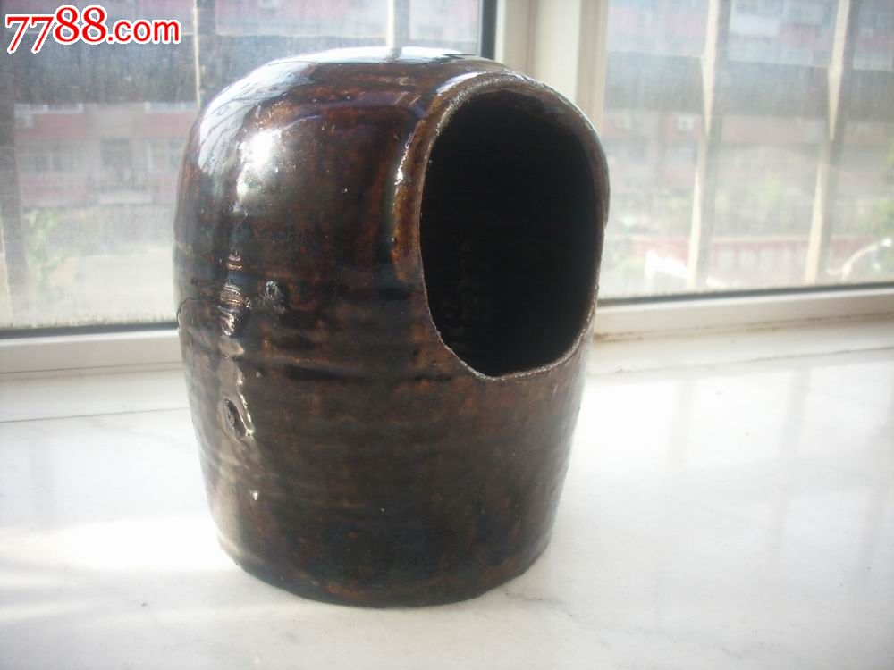 盐业实物-造型奇特的-清代酱釉[老盐罐]1个!