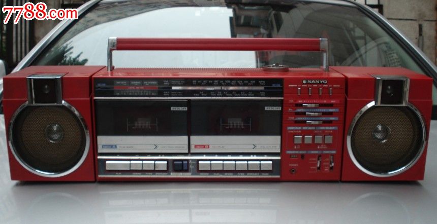 漂亮红色的日本原装sanyo-m-三洋w22录音机/三洋收录机