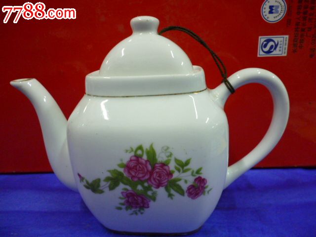 中国景德镇瓷茶壶.--4茶具.