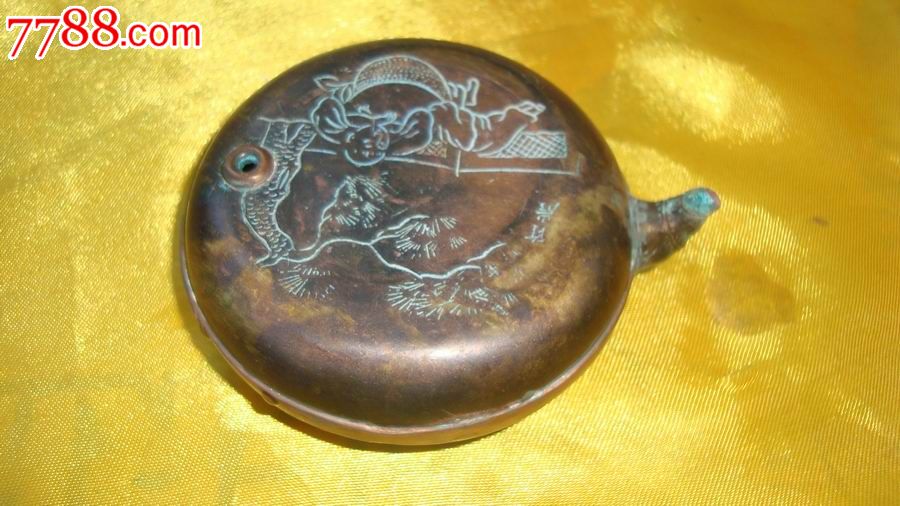 刻人物风景画铜水滴(画款:竹岩.直径92毫米,高30毫米)