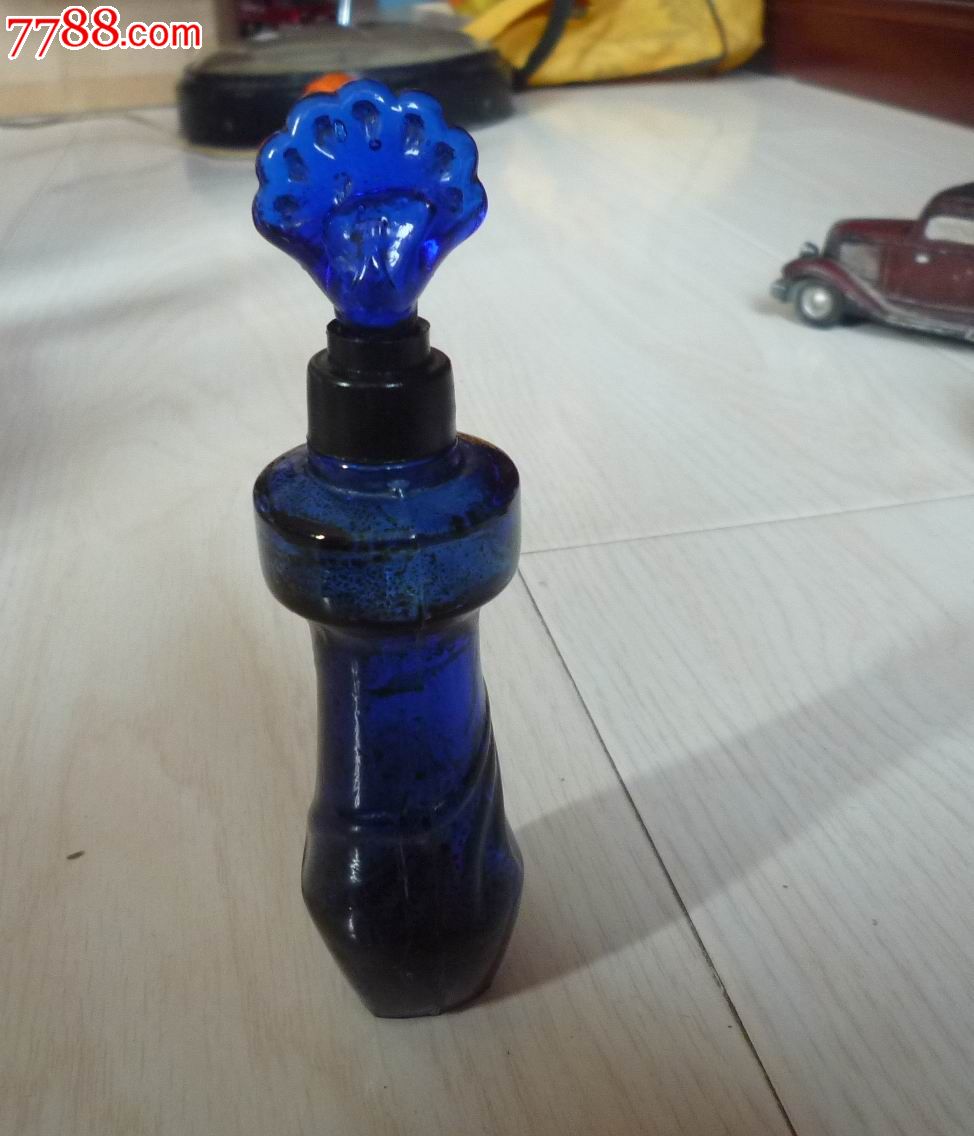 怀旧经典收藏老式玻璃蓝色孔雀造型香水瓶子